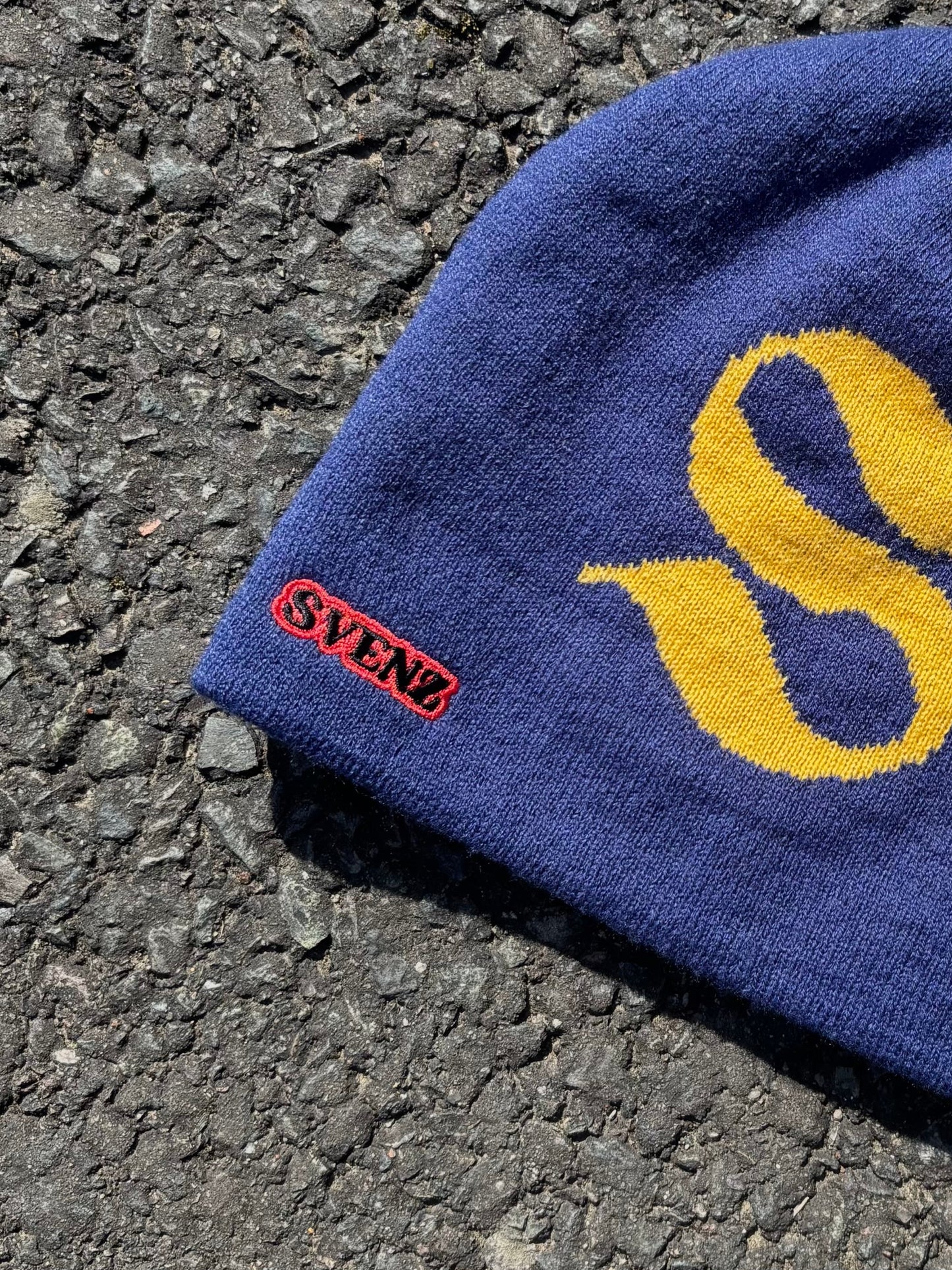 NAVY BEANIE