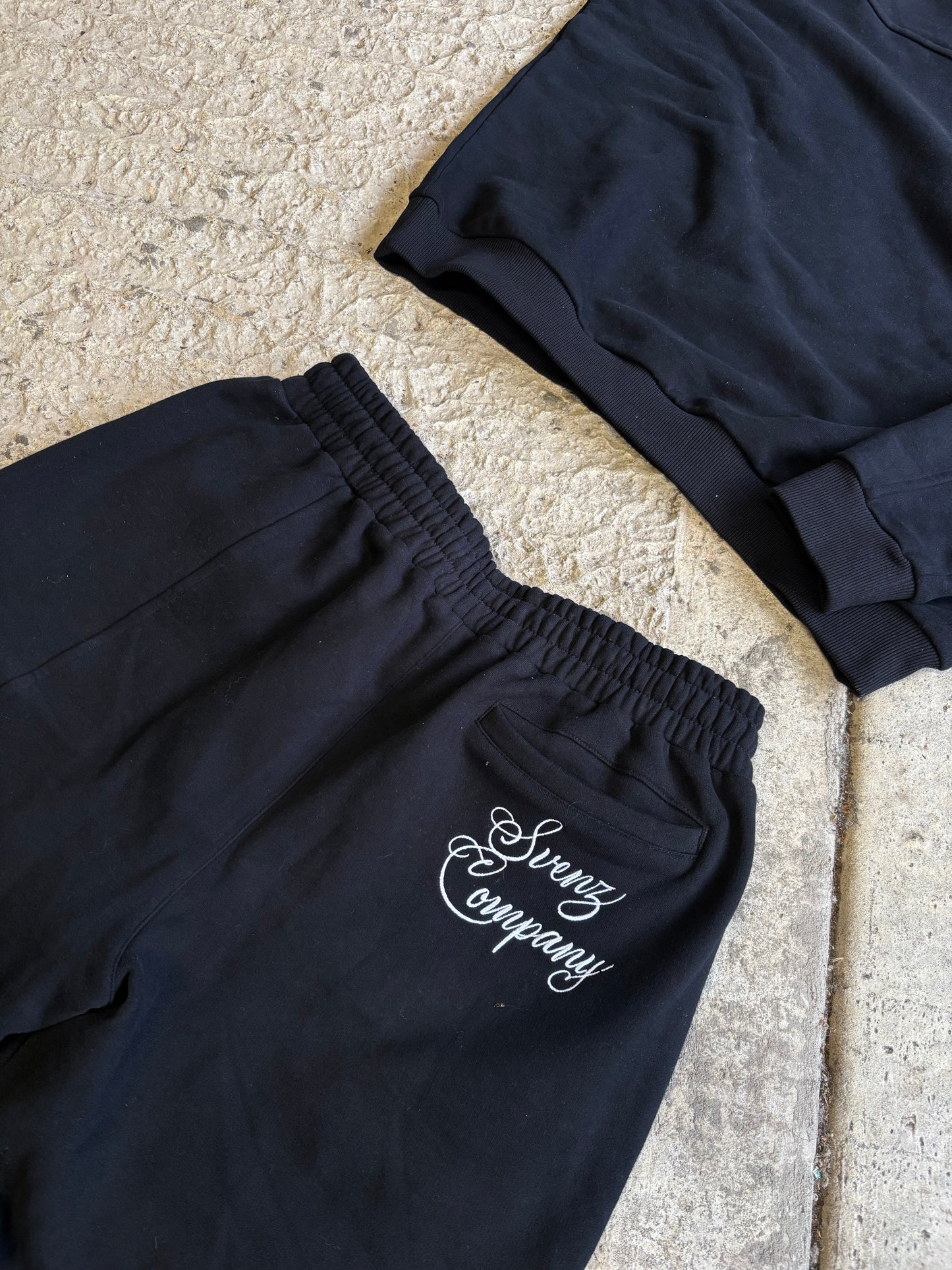 BLACK SVENZ SET